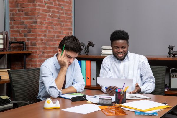 Comment gérer les emprunts étudiants pendant une crise financière