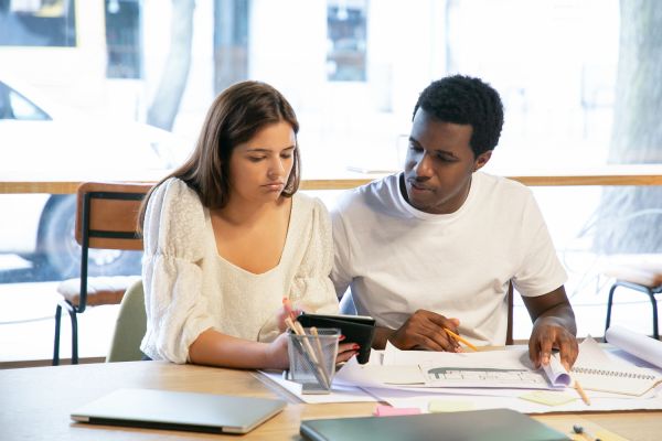 Comment les emprunts étudiants affectent votre crédit